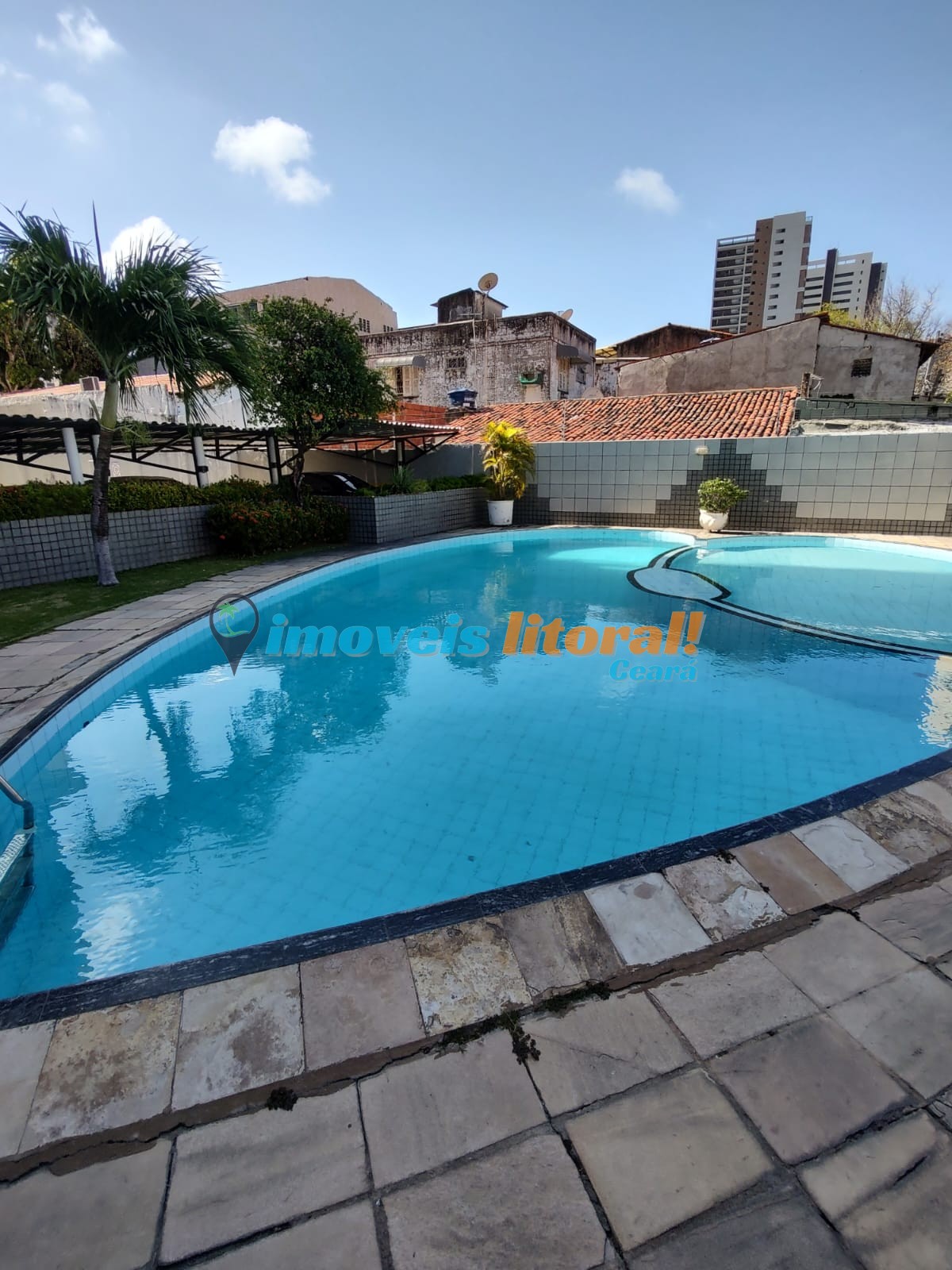 APARTAMENTO NA VARJOTA
