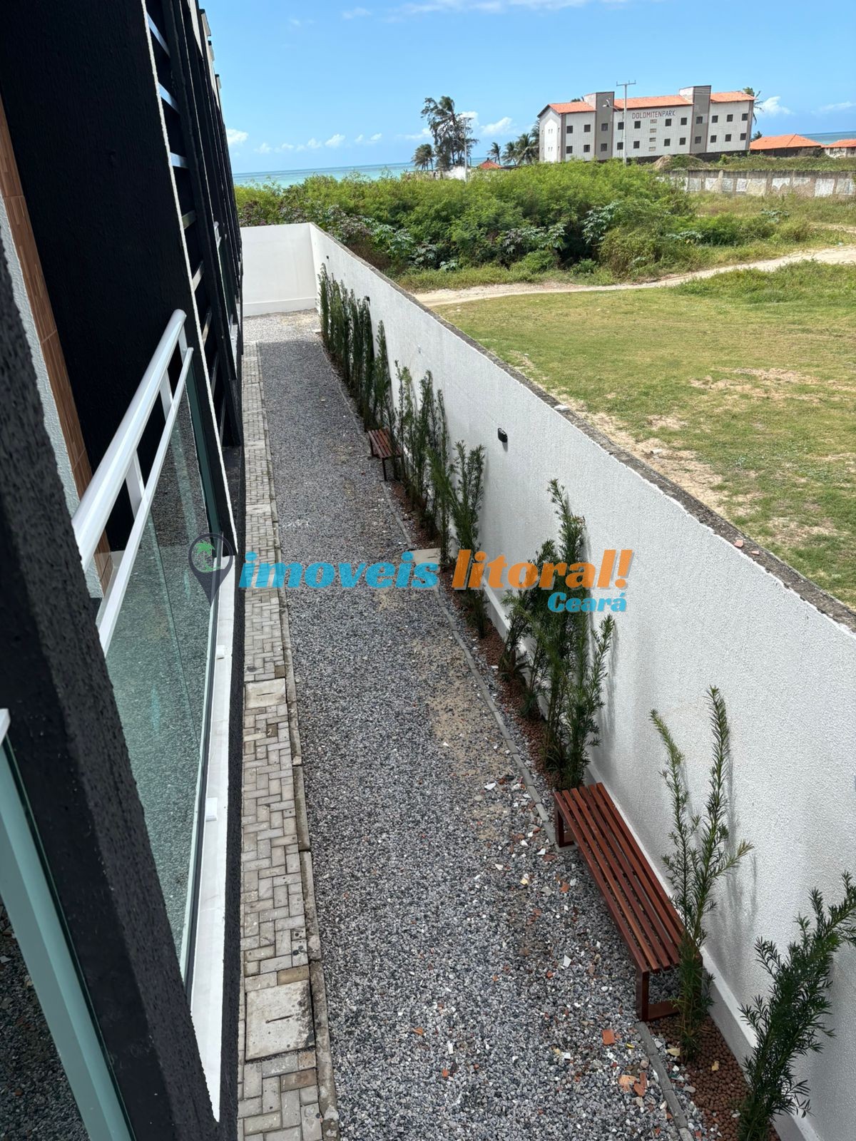 CASA DUPLEX CUMBUCO